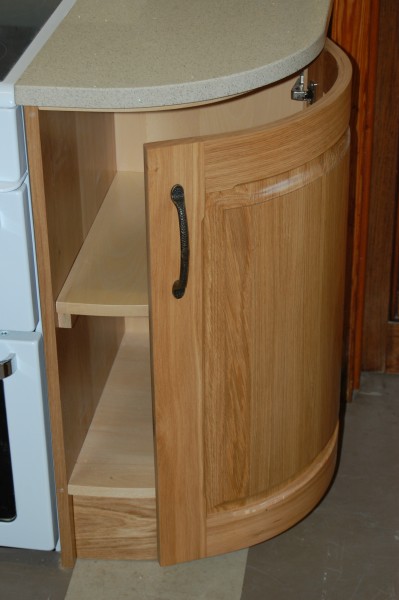 curved kitchen