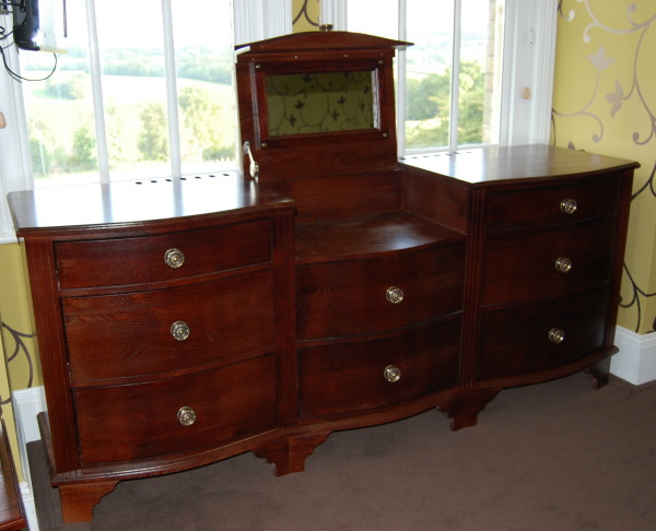 dressing table
